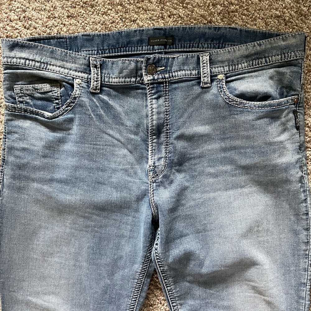 Silver jeans Woman’s Sz W44/L32